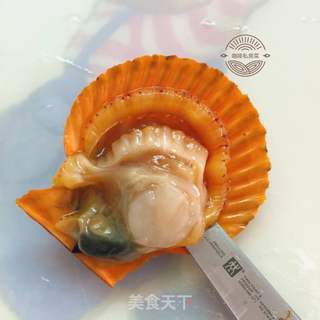 蒜蓉粉丝蒸扇贝的做法步骤:3