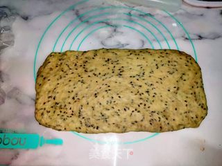 芝麻香蕉棒~烤箱轻食第一篇的做法步骤:6
