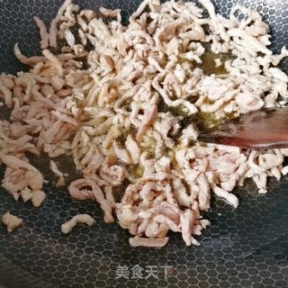 鱼香肉丝的做法步骤:5