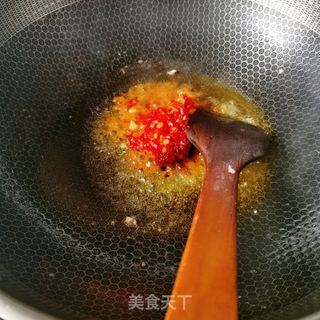 鱼香肉丝的做法步骤:7