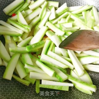炝炒瓠子皮的做法步骤:7