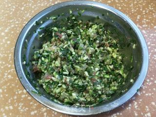 虾仁丝瓜饺子的做法步骤:6