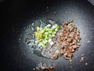 肉末烧南瓜的做法步骤:3
