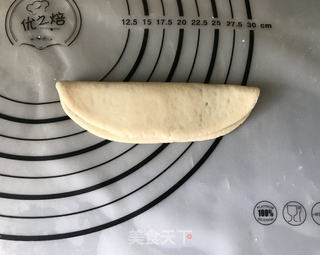 心形黑芝麻花卷的做法步骤:10