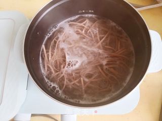 西红柿牛肉面的做法步骤:3