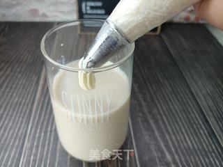 火龙果奶盖茶的做法步骤:12