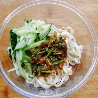 芝麻酱拌面的做法步骤:7