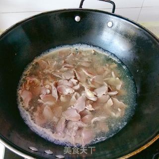 青椒炒鸭胗的做法步骤:4