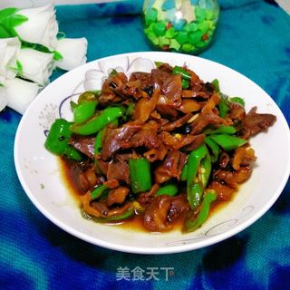 青椒炒鸭胗的做法步骤：11