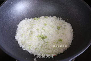 香柠花生芝麻糖的做法步骤:4