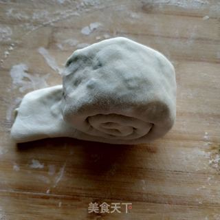 葱花油盐饼的做法步骤:13