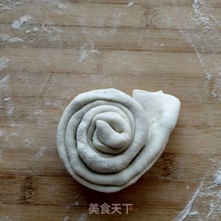 葱花油盐饼的做法步骤：14