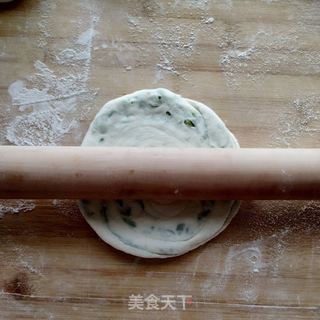 葱花油盐饼的做法步骤:17