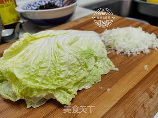 百财肉卷的做法步骤：3