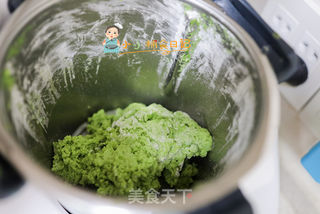 9个月以上辅食菠菜花朵刀切的做法步骤:4