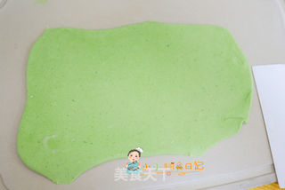 9个月以上辅食菠菜花朵刀切的做法步骤:7