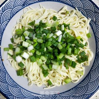 酸辣牛肉面的做法步骤:12