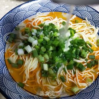 酸辣牛肉面的做法步骤:13