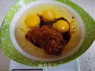 鸡蛋辣椒闷子的做法步骤:4