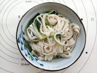 麻辣面的做法步骤:4
