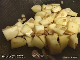 咖喱排骨粉丝白菜汤的做法步骤：5