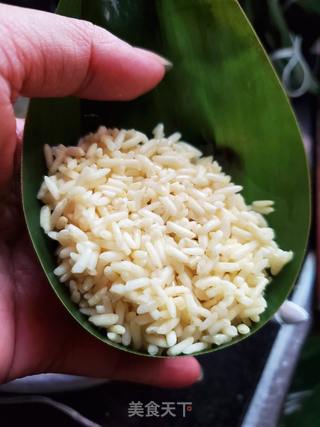 豆沙碱水粽的做法步骤:5