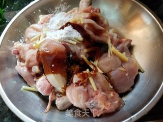 红枣香菇蒸鸡的做法步骤:3