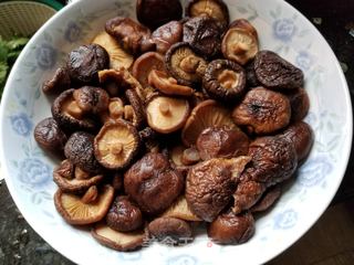 红枣香菇蒸鸡的做法步骤:6