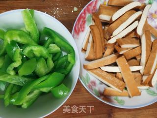 家常炒香干的做法步骤:4