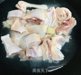木瓜鸡汤的做法步骤：2