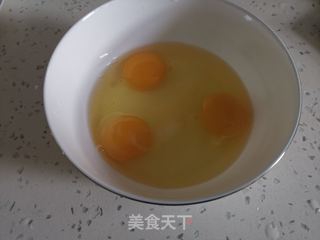滑嫩海参蒸蛋羹的做法步骤:2