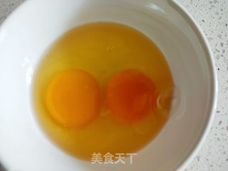 鸡蛋炒饭的做法步骤：2