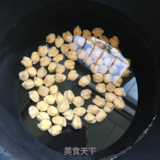 鲍鱼鹰嘴豆沙拉的做法步骤：4