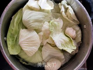 猪肉洋白菜水饺的做法步骤:4
