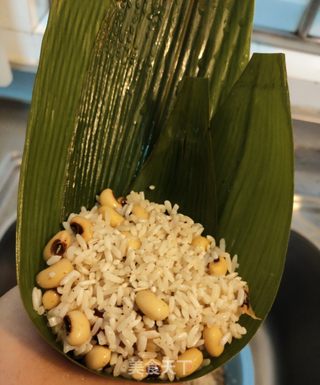 鲜肉粽的做法步骤:15