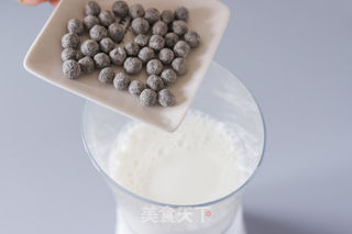 烧仙草珍珠奶茶的做法步骤:4