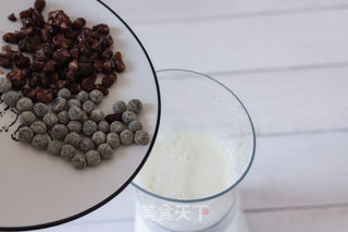 蜜豆脏脏奶茶的做法步骤：6
