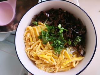 鸡汤面的做法步骤:5