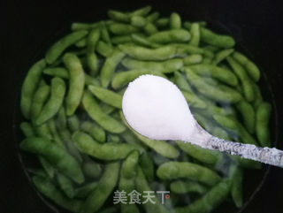 盐水毛豆的做法步骤:4