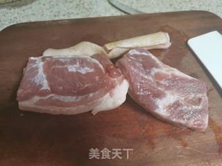 鲜肉粽子的做法步骤：1