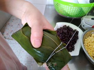 船型粽子包法的做法步骤:12