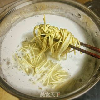 热干面的做法步骤:2