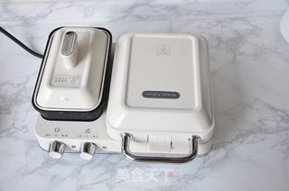 虾仁三明治的做法步骤:7