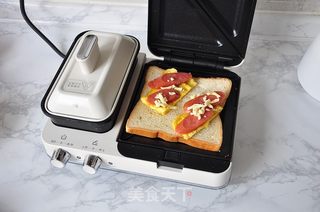 虾仁三明治的做法步骤:9