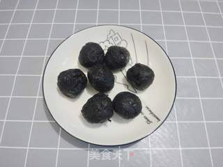 黑芝麻糯米饼的做法步骤:4
