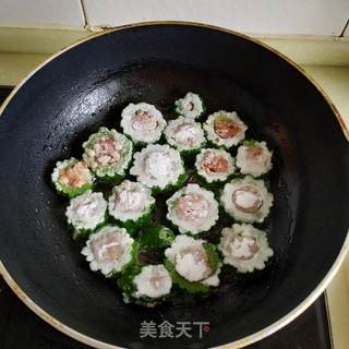 苦瓜酿肉的做法步骤:11
