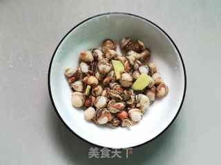 泡椒金针菇蒸扇贝肉的做法步骤:2