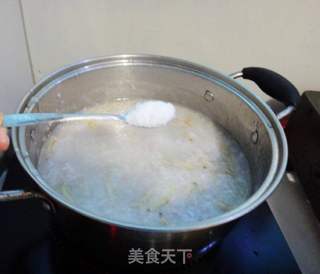 鱼腥草瘦肉粥的做法步骤:7