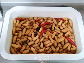 香辣水煮花生的做法步骤:4