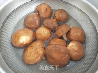 香菇牛肉馅水饺的做法步骤:4